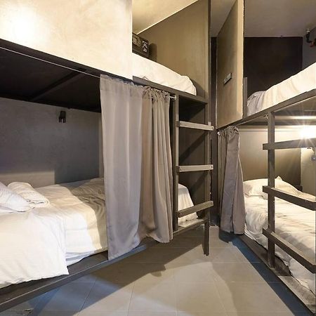 We Hostel And Suites Miraflores By Stand Out Hotels Collection Santo Domingo Dış mekan fotoğraf