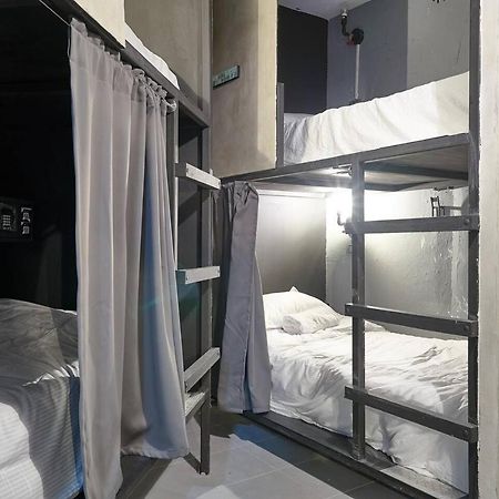 We Hostel And Suites Miraflores By Stand Out Hotels Collection Santo Domingo Dış mekan fotoğraf